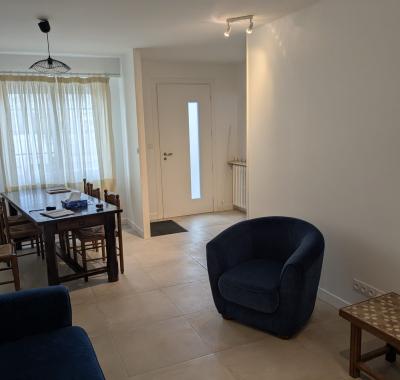 Grande Chambre meublée en coloc avec grand séjour, La Crèche Centre