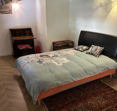 Location chambre avec salle de bains wc individuels