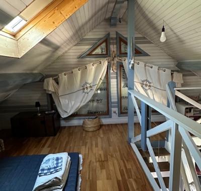 Chambre meublée 14M2 maison individuelle 125M2 savoie