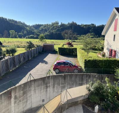 Chambre à louer, salle de bain, parking gratuit