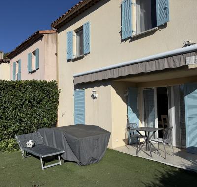 Chambre dans villa