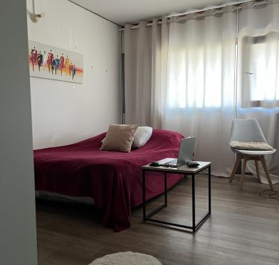 15 min à pied de la gare sncf - une chambre individuelle de 20m2