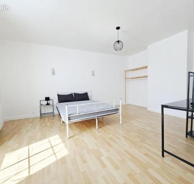 Colocation Maison avec terrasse Savignac-Les-Egles