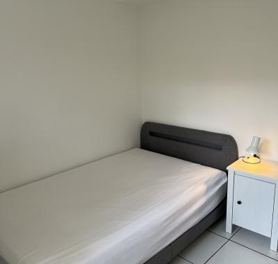 Chambre avec Sde privée près du campus et tram B