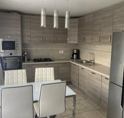 Loue 3 chambres dans une maison à la Falaise 78410