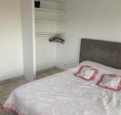 Loue 3 chambres dans une maison à la Falaise 78410