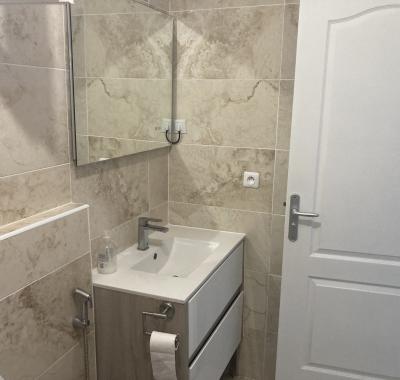 Loue 3 chambres dans une maison à la Falaise 78410