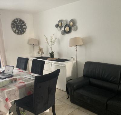 Loue 3 chambres dans une maison à la Falaise 78410
