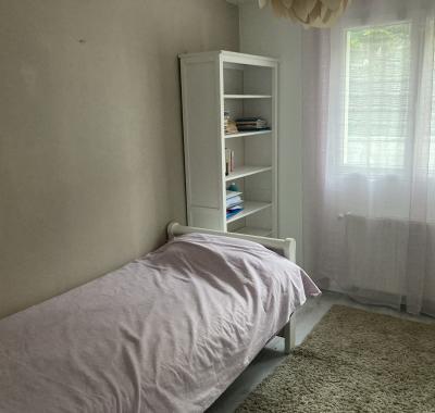 Loue 3 chambres dans une maison à la Falaise 78410