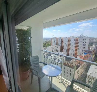 Chambre à louer à Paris pour l'été