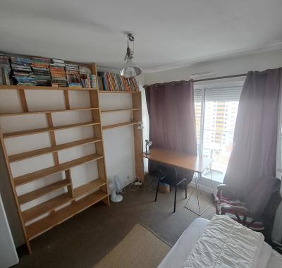 Chambre à louer à Paris pour l'été