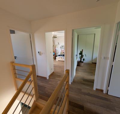 Chambre meublée avec SDB privative dans grande maison Lyon 5