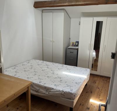 CHAMBRE A LOUER POUR ÉTUDIANTE