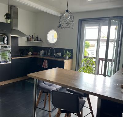 CHAMBRE A LOUER POUR ÉTUDIANTE