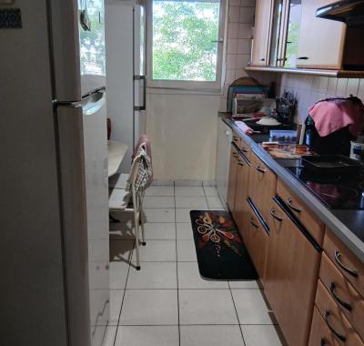 Chambre pour fille chez l’habitant