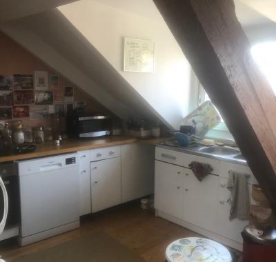 Chambre spacieuse à louer à Caen