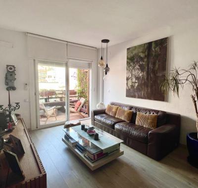 Chambre calme et lumineuse avec sdb privée