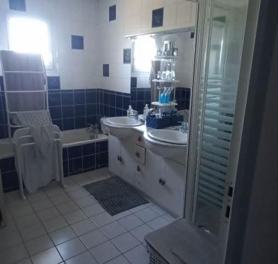 Chambre 2 personnes chez l’habitant à Vellèches, proche A10