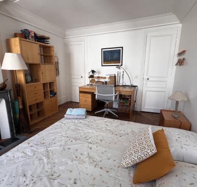 Chambre à louer plein centre de Paris