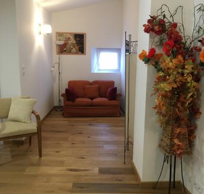 Grande Chambre à louer avec salle de bain et toilette privé