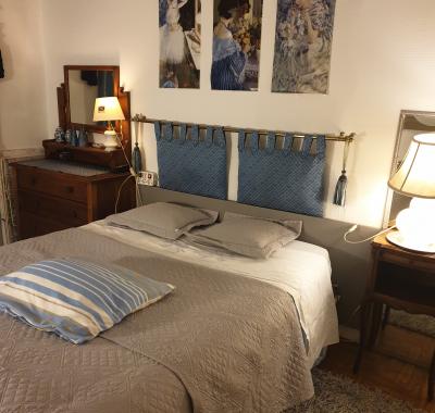 Chambre meublée