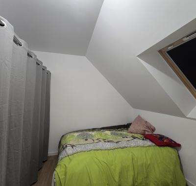 Chambre à  louer à  freneuse ( 78840)