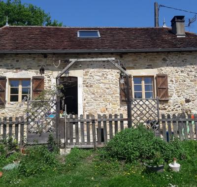 Maison ou chambres a louer dans authentique maison béarnaise