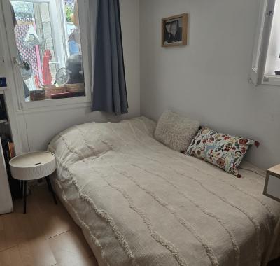 Chambre à louer pour étudiante