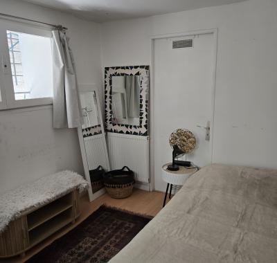 Chambre à louer pour étudiante