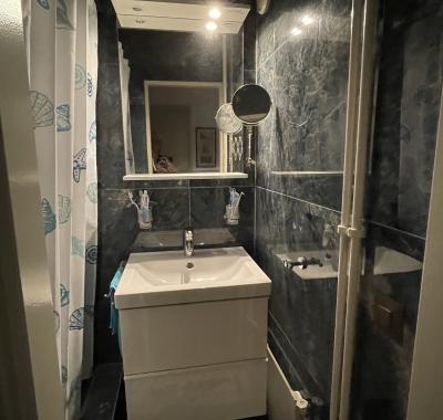 Chambre meublée chez l'habitant à Eysins (Nyon)
