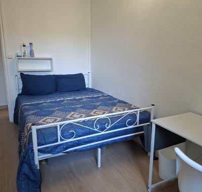Jolie chambre meublée étudiante chez habitante lyon 5