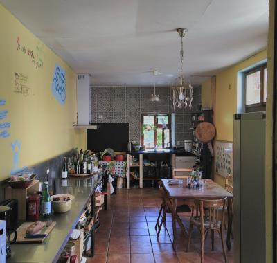 Chambre individuelle dans grande maison de maître avec jardin