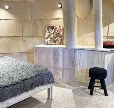 Chambre à louer sur une péniche : la cabine du matelot.