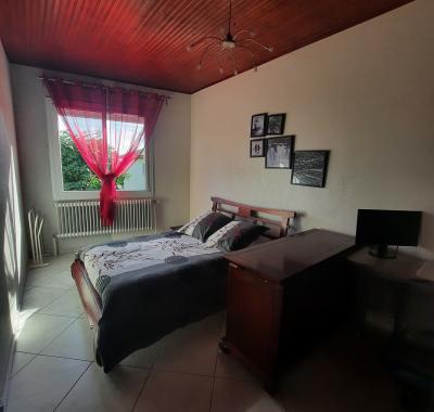 CHAMBRE QUARTIER PAVILLONNAIRE