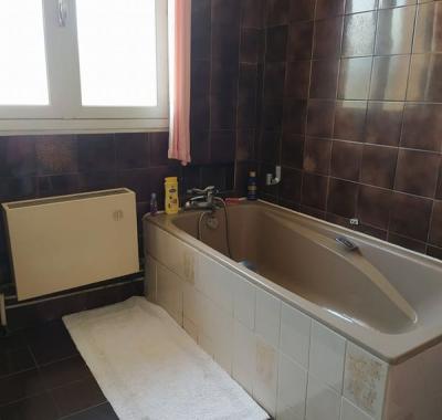Loue chambre meublée