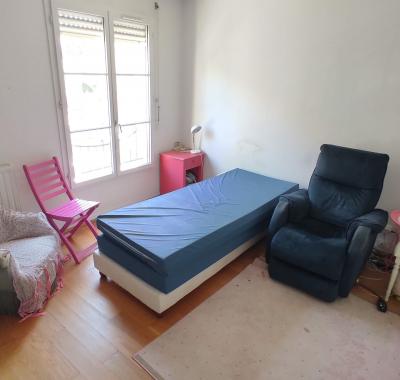 Chambre à louer à Versailles