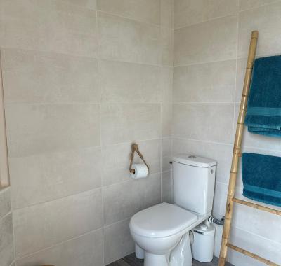 Chambre et salle de bains privées