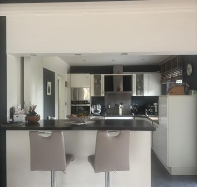 Chambre dans un cadre verdoyant (proche Namur / hôpitaux)