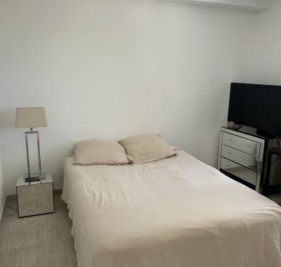Chambre, location chez l’habitant. Etudiante.