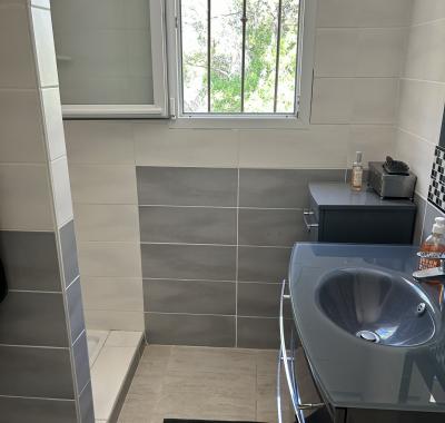 Chambre, location chez l’habitant. Etudiante.