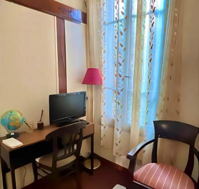 SUPERBE APPARTEMENT 5 MINUTES DE PARIS