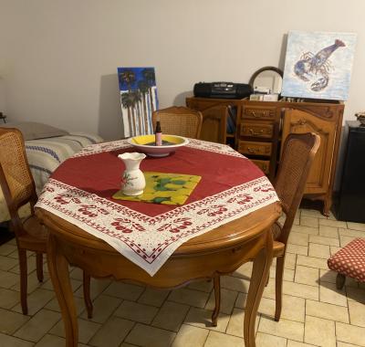 Grande salle à louer pour 2 étudiants