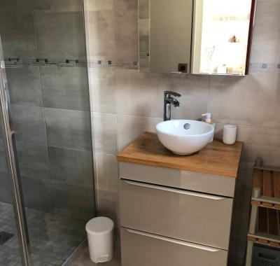 Chambre meublée 12 m² + SDE privée  — Idéal Étudiant / Jeune Actif