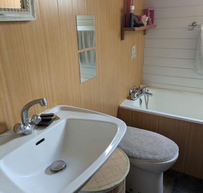 Chambre à louer avec SDB privée.