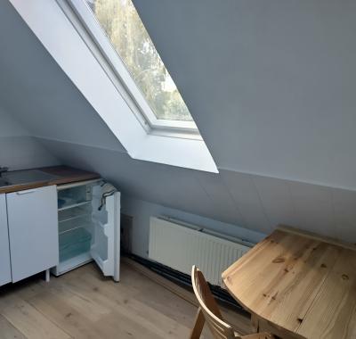 Chambre chez l'habitant + cuisine