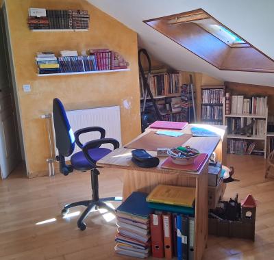 Chambre à louer dans villa. 14m2 + salle de bains et wc indépendante