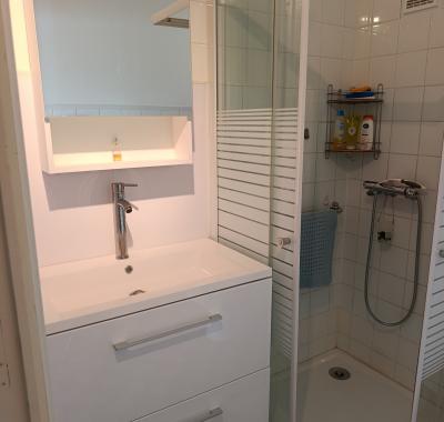 Chambre à louer chez l'habitant, sdb et wc independant
