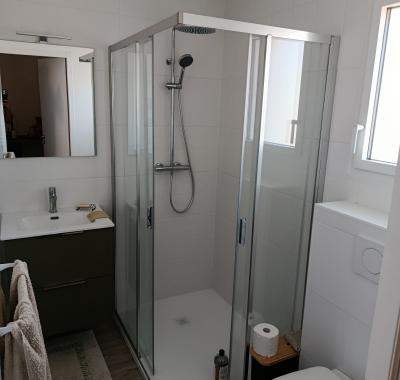 Studio indépendant disponible hors vacances scolaires