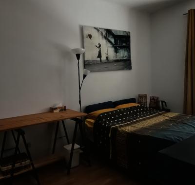Chambre à louer avec sdb femme
