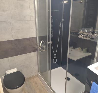Chambre privée avec salle de bain